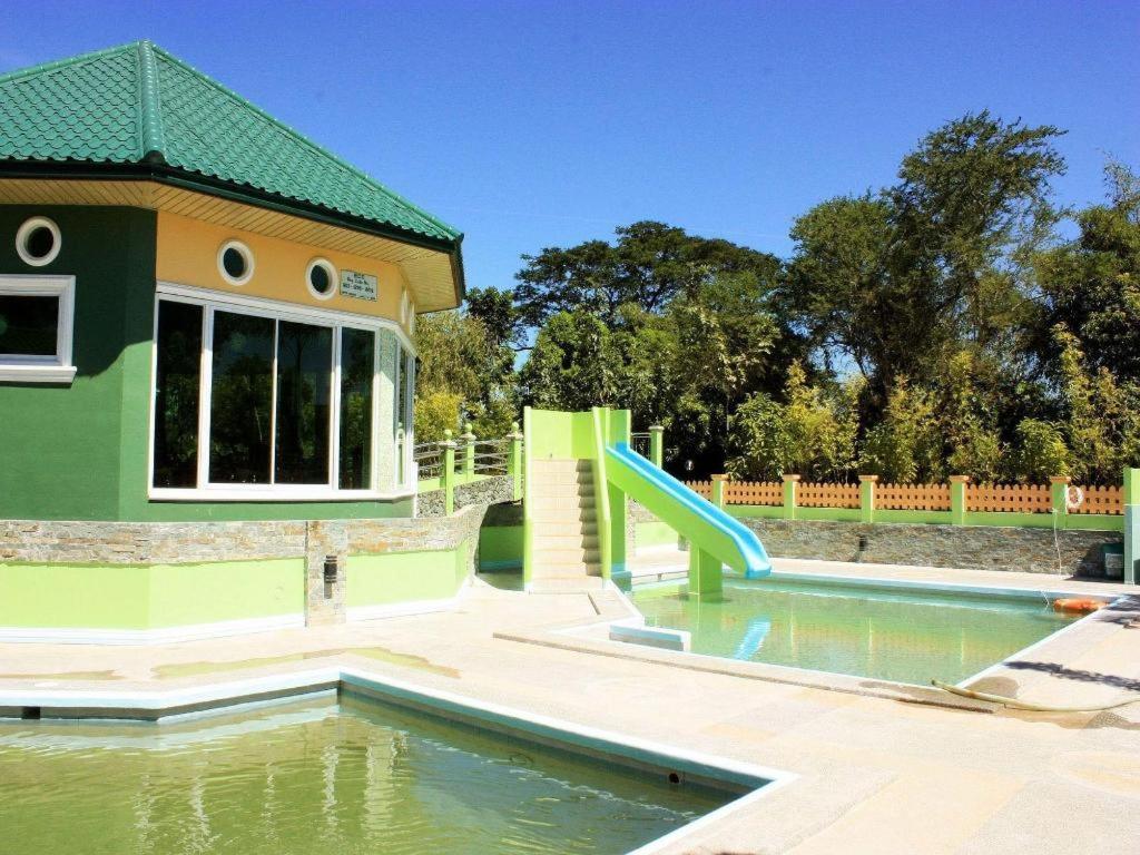 Dureme Mansion Hotel And Resort Castillejos Exterior foto
