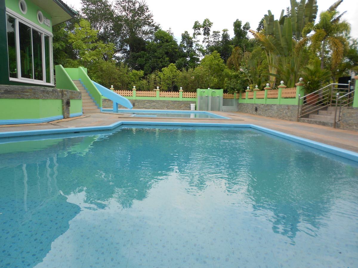 Dureme Mansion Hotel And Resort Castillejos Exterior foto